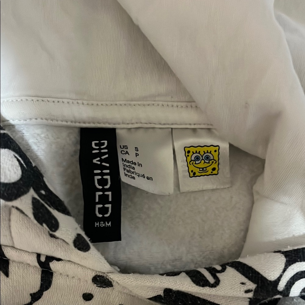 H&M Black and White Floral Hoodie Sweatshirt - Picture 2 of 3